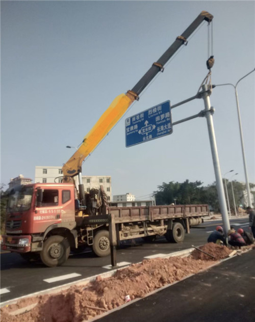 汝州市设备吊装租赁吊车要用多大吊车