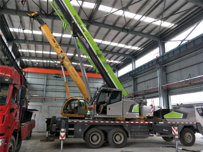 汝州市高空车出租需要注意哪些安全事项？